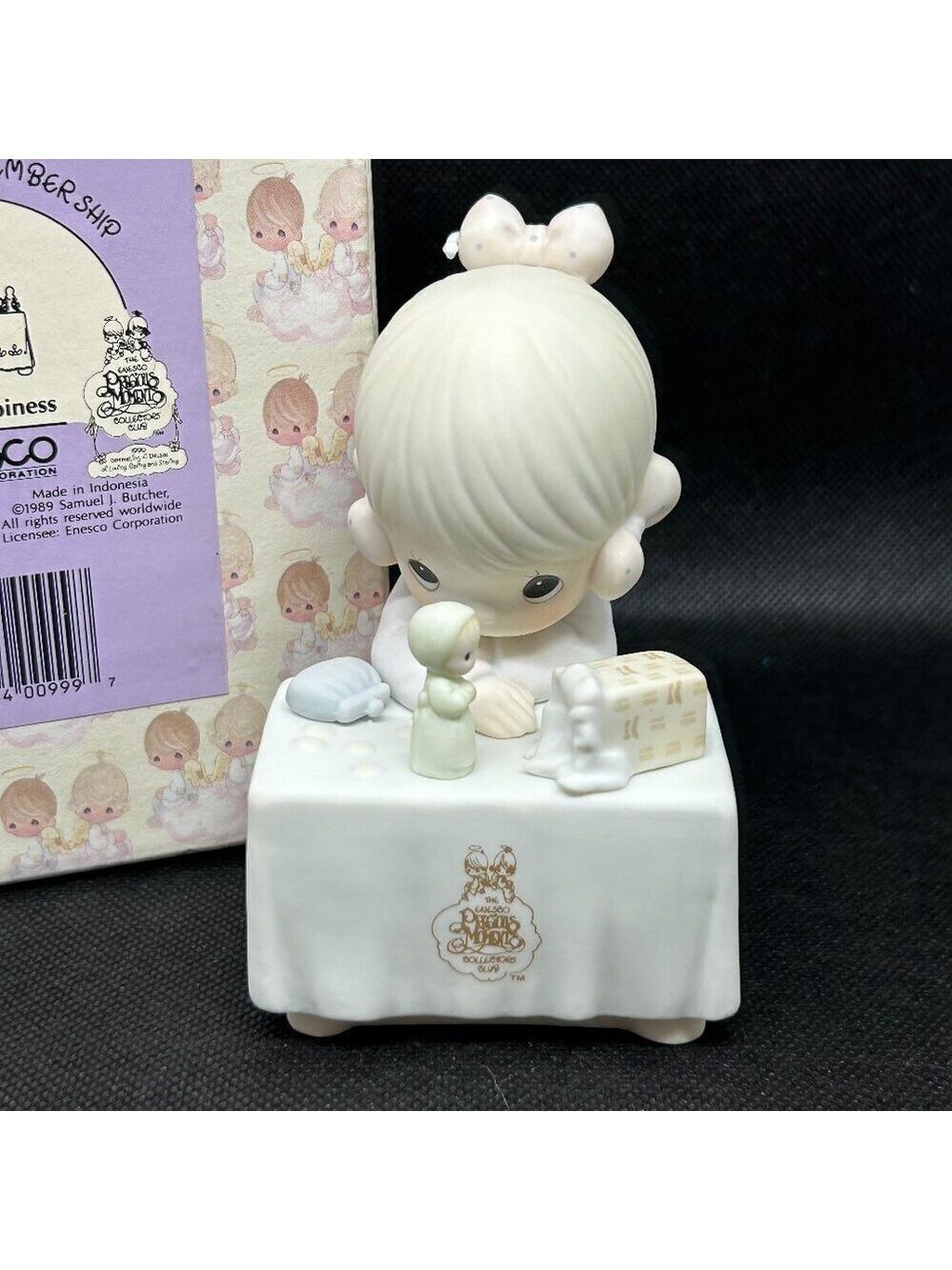 PRECIOUS Moments "My Happiness" 1990 symbol of membership figurine